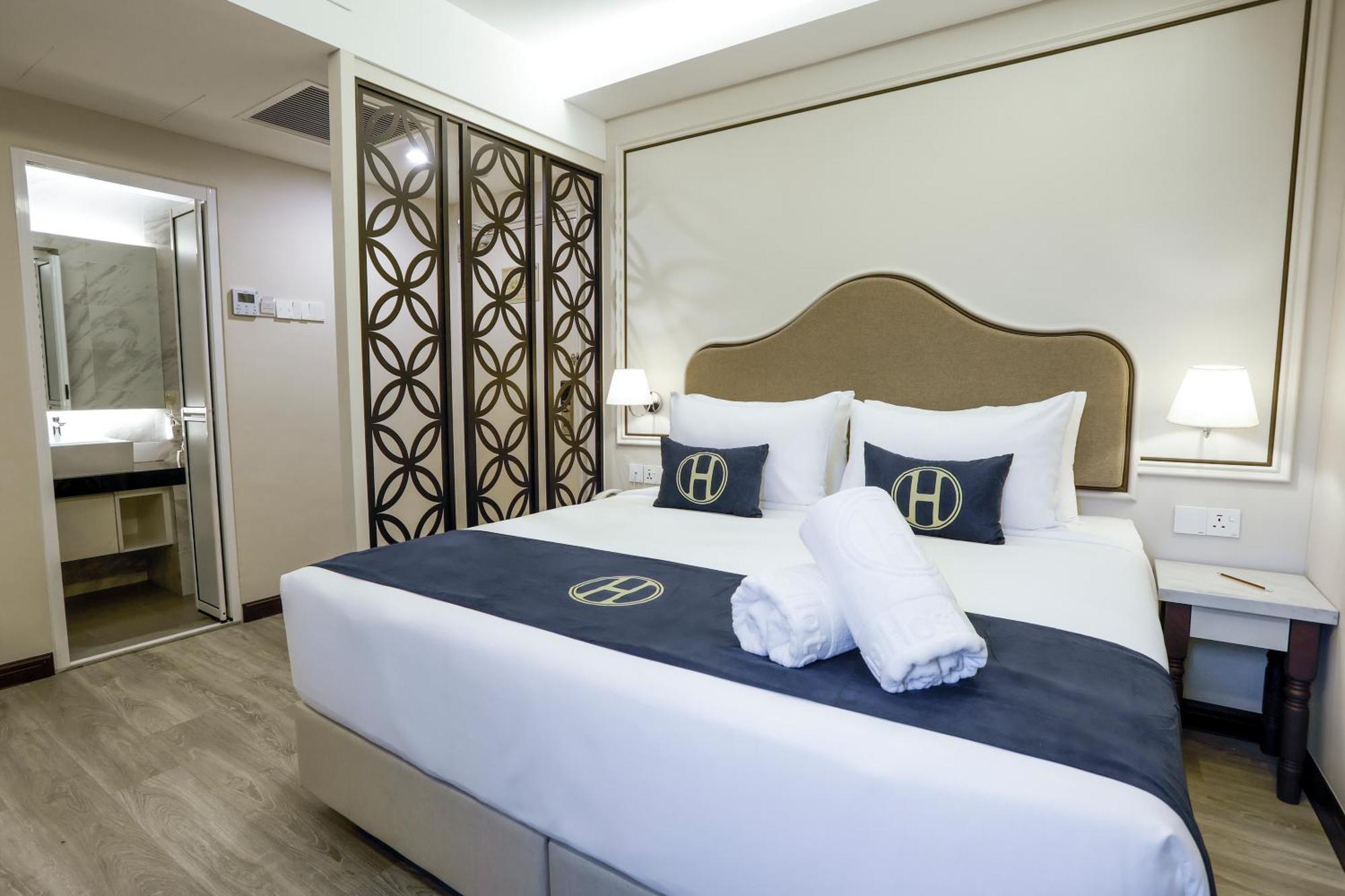 The Host Hotel Ipoh Exterior photo